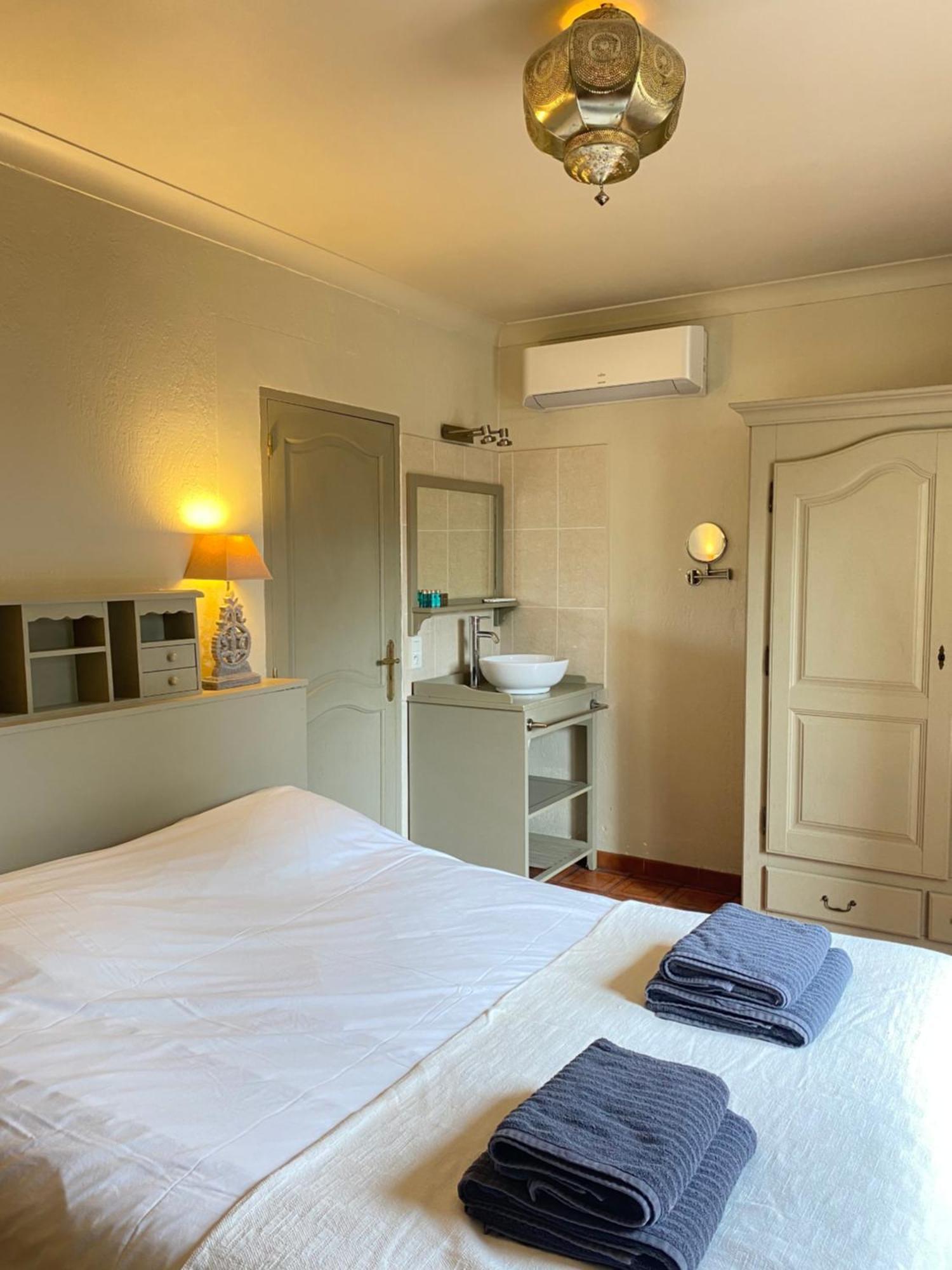 Villa Liberty Entraigues-sur-la-Sorgue Eksteriør billede